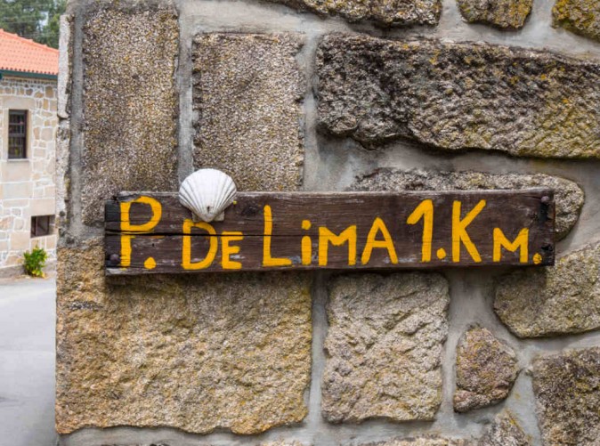 019_ Lernidee Reisen - Schoene Aussichten Touristik - Wegweiswer Ponte de Lima - Jakobsweg - Belvelo - Tom Andersch